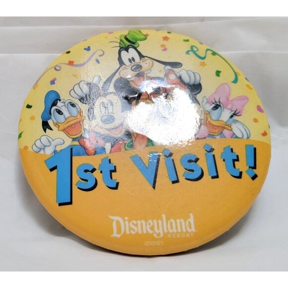 Disneyland Resort 1st Visit Metal 3" Pin Mickey Minnie Donald Daisy Goofy Pluto - Picture 2 of 3